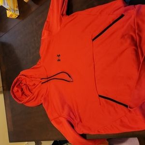 UnderArmor Hooded Sweatshirt Never Worn